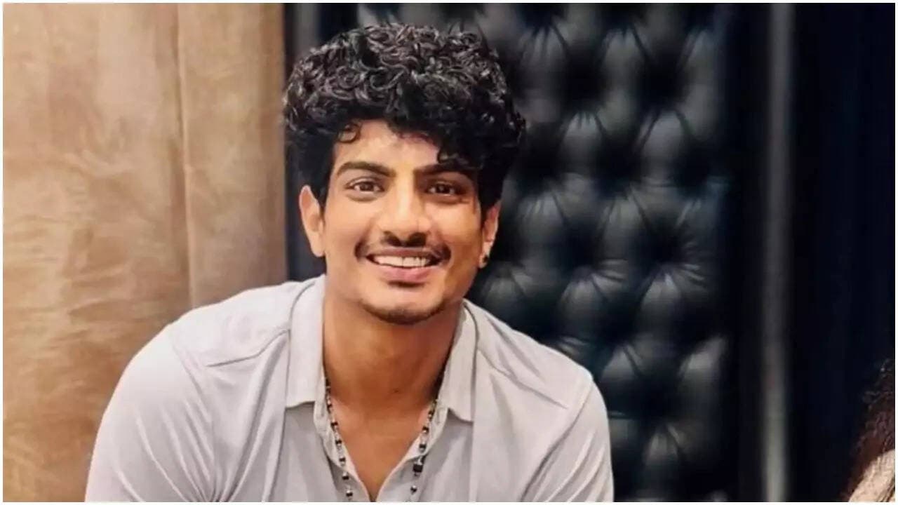 Palash Muchhal makes first appearance after cheating allegations